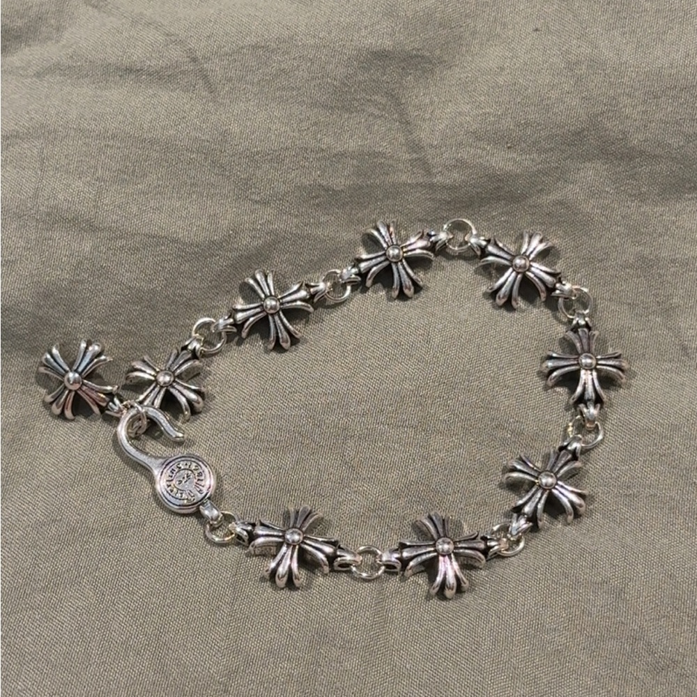 Silver Grunge Cross Bracelet